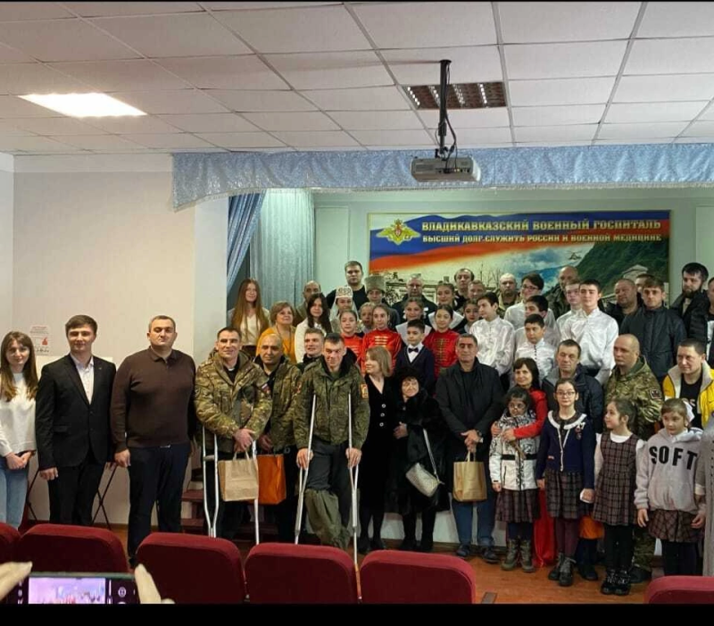 Посещение военного госпиталя г.Владикавказа Посещение военного госпиталя г.Владикавказа